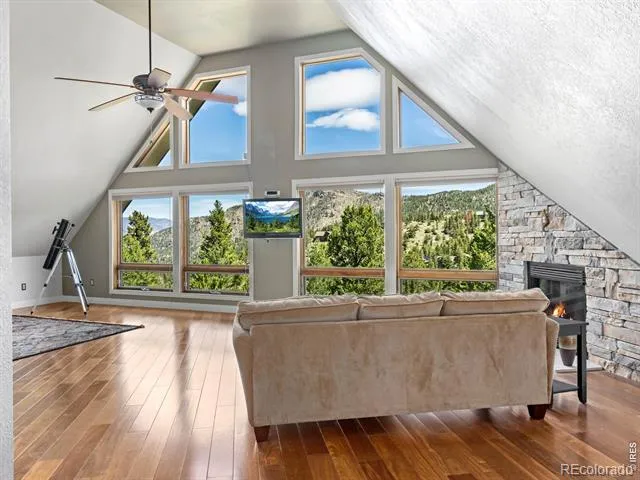 1705 Hummingbird Drive Estes Park, CO 80517