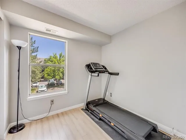 2575 S Syracuse Way #K201 Denver, CO 80231