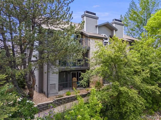 2575 S Syracuse Way #K201 Denver, CO 80231