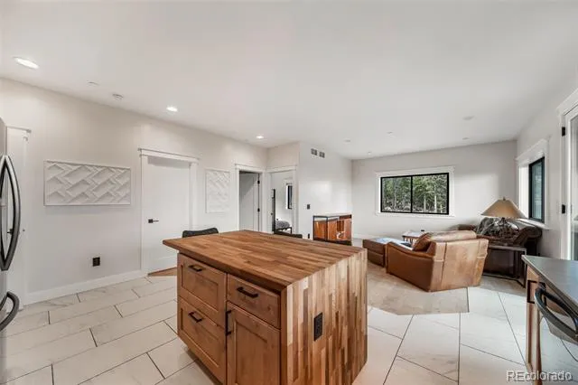 25553 Mountain Moss Court Evergreen, CO 80439