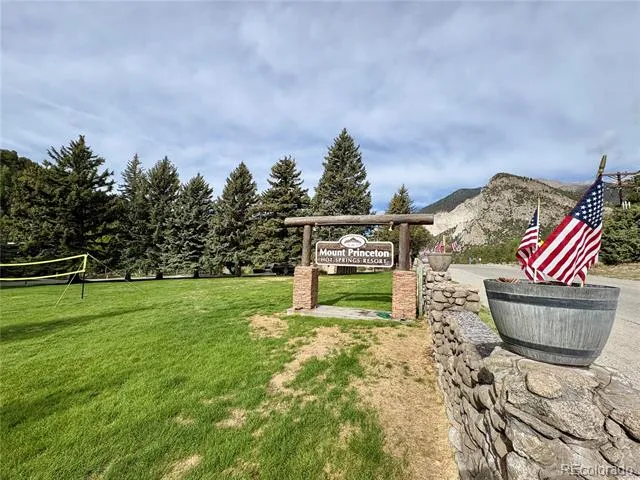14973 Chalk Creek Drive Nathrop, CO 81236