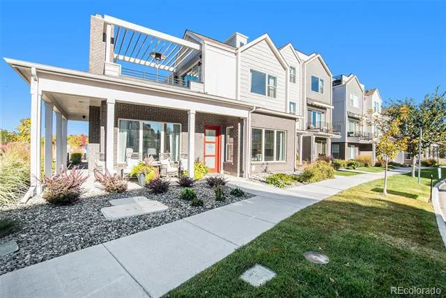 888 S Valentia Street #16-103 Denver, CO 80247