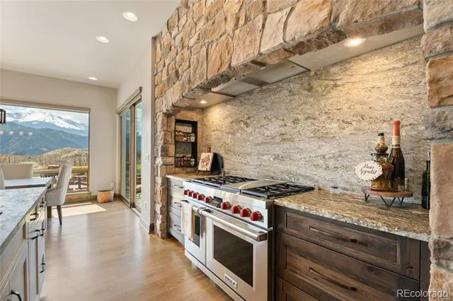 3770 Outback Vista Point Colorado Springs, CO 80904