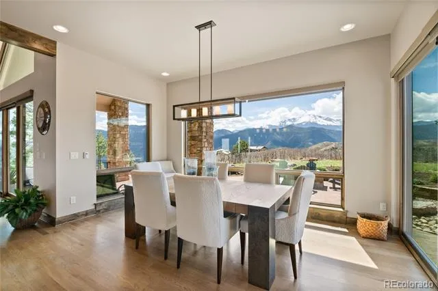 3770 Outback Vista Point Colorado Springs, CO 80904