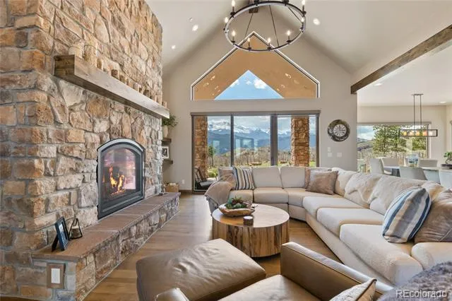 3770 Outback Vista Point Colorado Springs, CO 80904