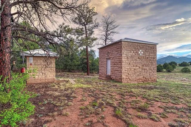 99 Bradburn Road Cotopaxi, CO 81223