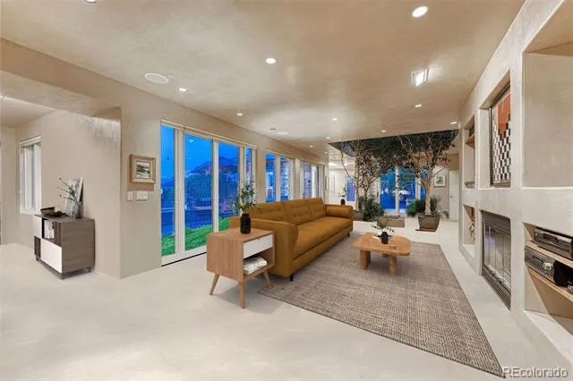 99 Bradburn Road Cotopaxi, CO 81223