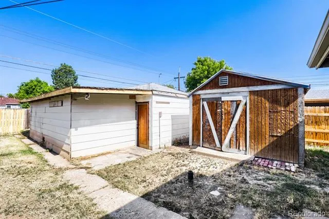 1273 Moline Street Aurora, CO 80010