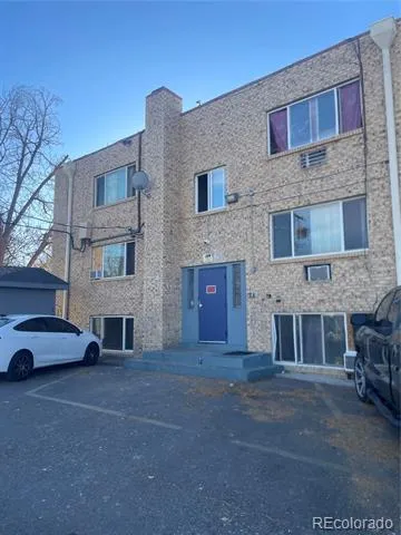 1590 clinton #6 Aurora, CO 80010