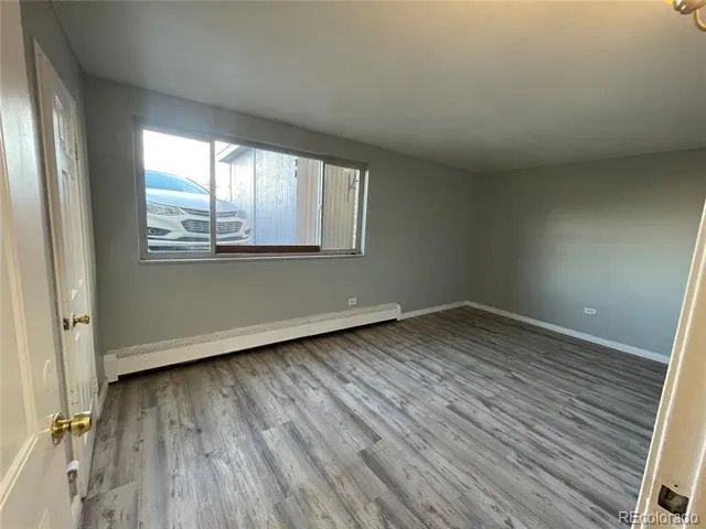 1590 clinton #6 Aurora, CO 80010