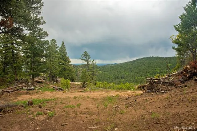 13864 Trail Circle Littleton, CO 80127
