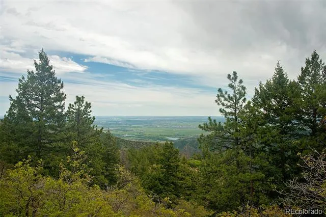 13864 Trail Circle Littleton, CO 80127