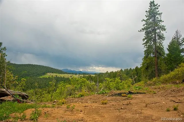 13864 Trail Circle Littleton, CO 80127