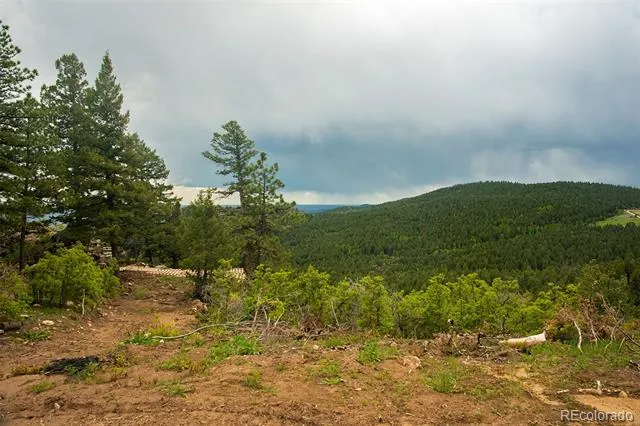 13864 Trail Circle Littleton, CO 80127