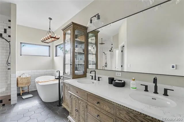 7499 S Genoa Circle Centennial, CO 80016