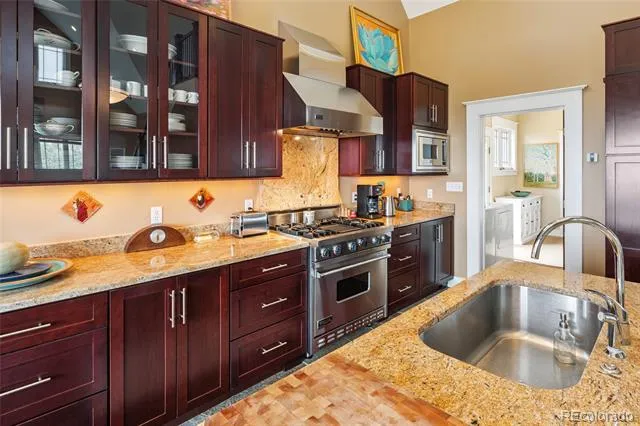 637 Panorama Way Crestone, CO 81131