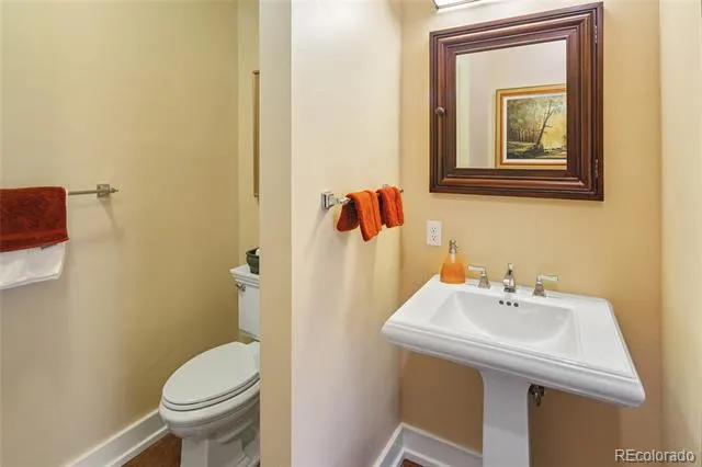 637 Panorama Way Crestone, CO 81131