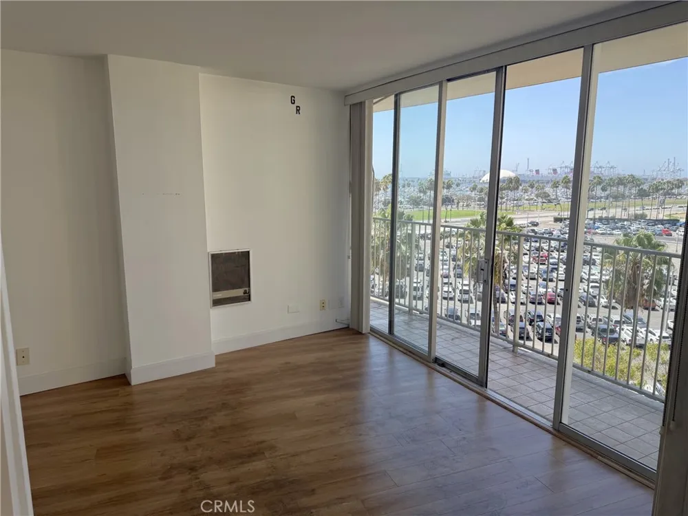 700 E Ocean #808 Long Beach, CA 90802