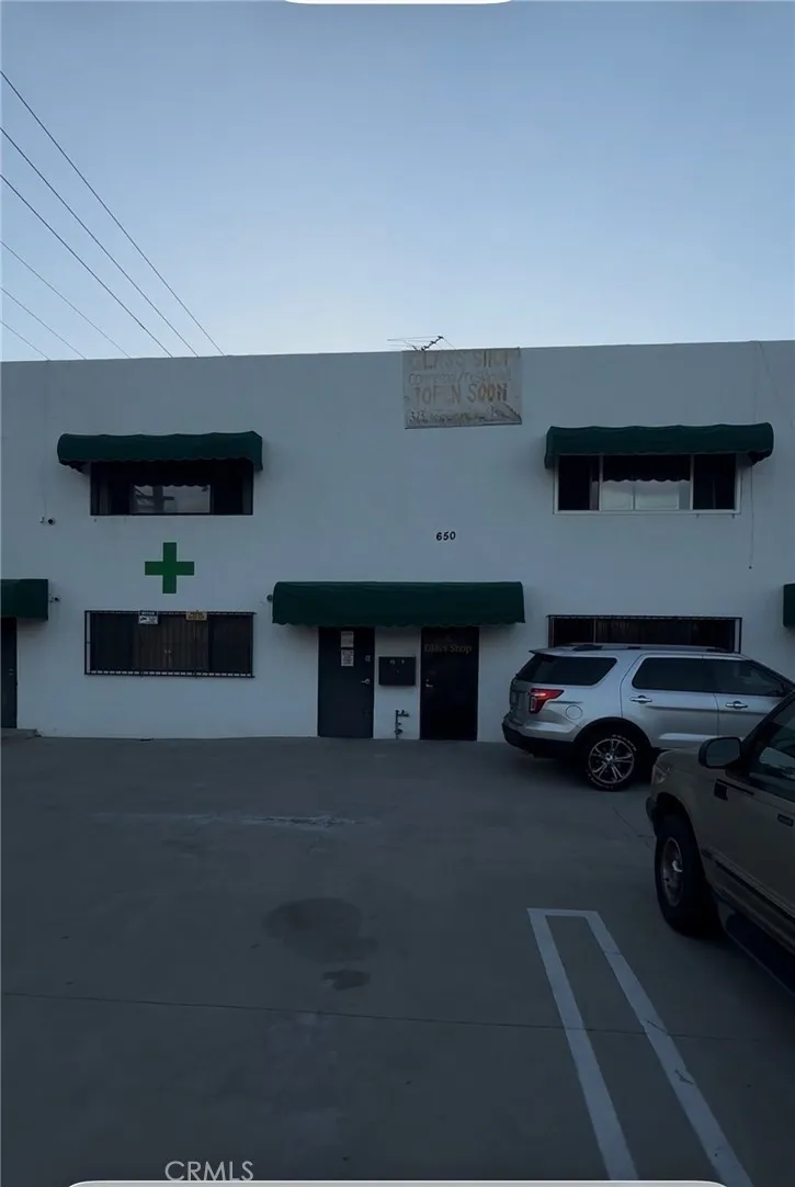650 Broad Avenue Wilmington, CA 90744