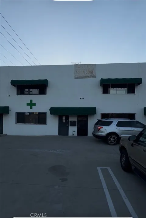 650 Broad Avenue