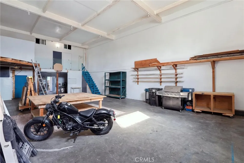 650 Broad Avenue Wilmington, CA 90744