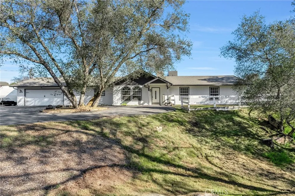 30535 Titan Drive Coarsegold, CA 93614