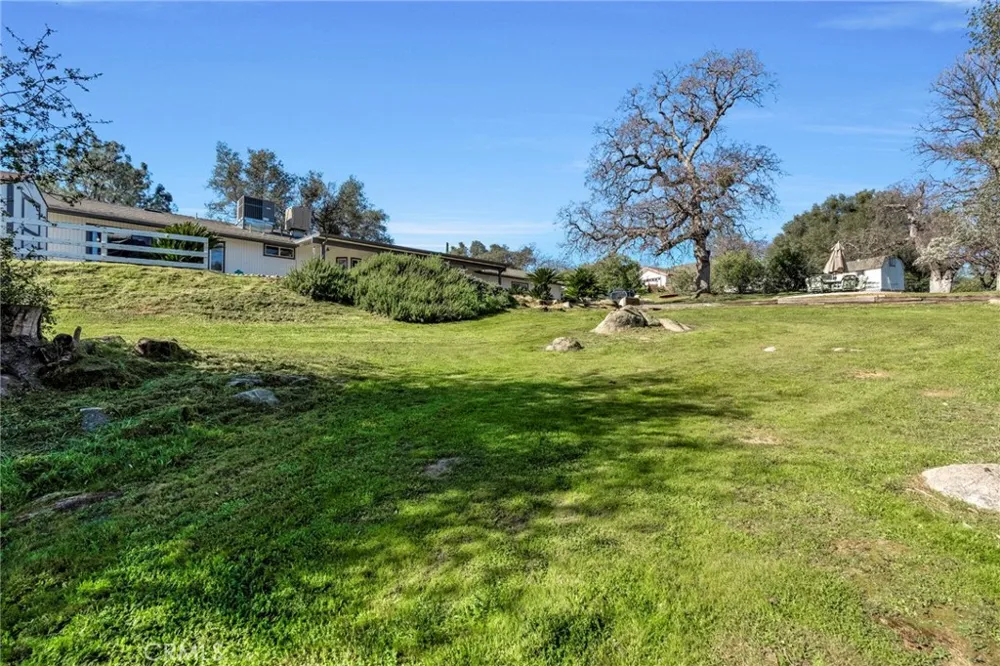 30535 Titan Drive Coarsegold, CA 93614