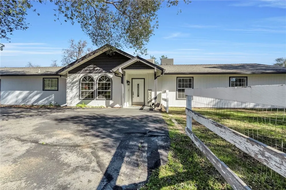 30535 Titan Drive Coarsegold, CA 93614