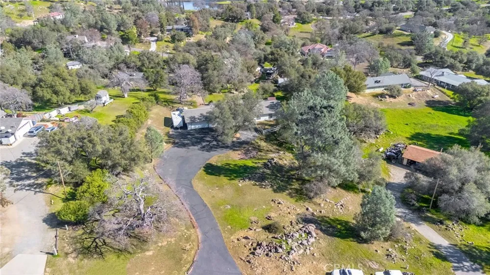 30535 Titan Drive Coarsegold, CA 93614