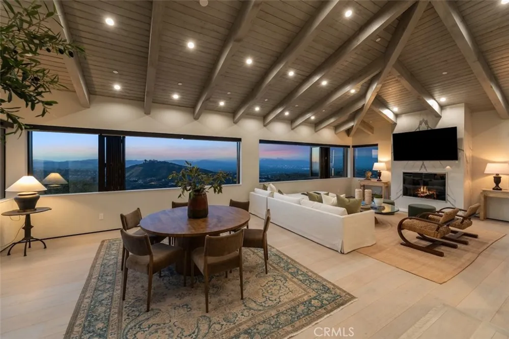 3121 Old Topanga Canyon Road Calabasas, CA 90290