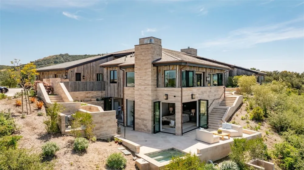 3121 Old Topanga Canyon Road Calabasas, CA 90290
