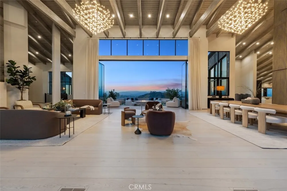 3121 Old Topanga Canyon Road Calabasas, CA 90290