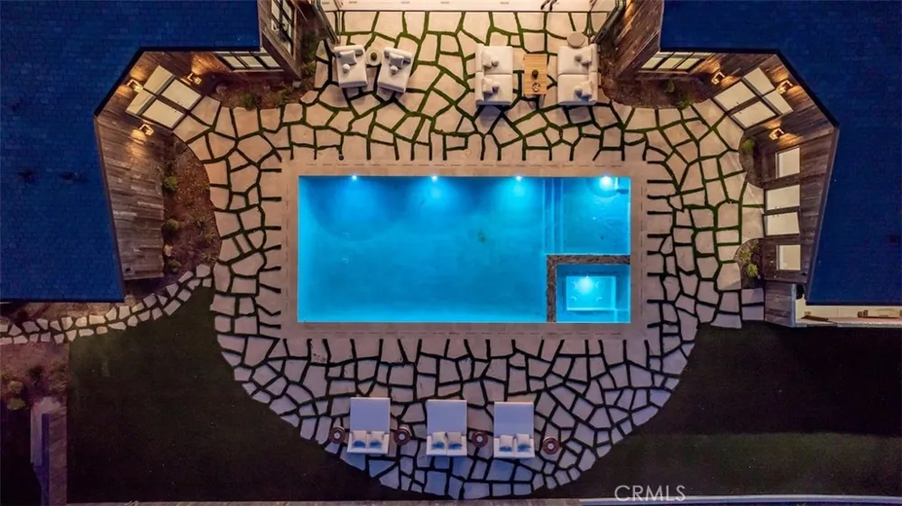 3121 Old Topanga Canyon Road Calabasas, CA 90290