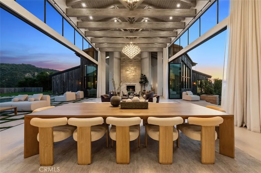 3121 Old Topanga Canyon Road Calabasas, CA 90290