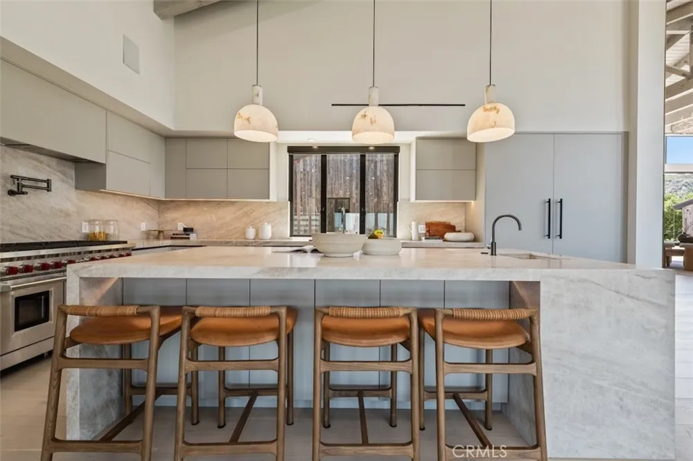 3121 Old Topanga Canyon Road Calabasas, CA 90290