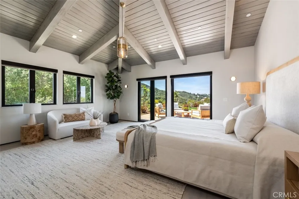 3121 Old Topanga Canyon Road Calabasas, CA 90290
