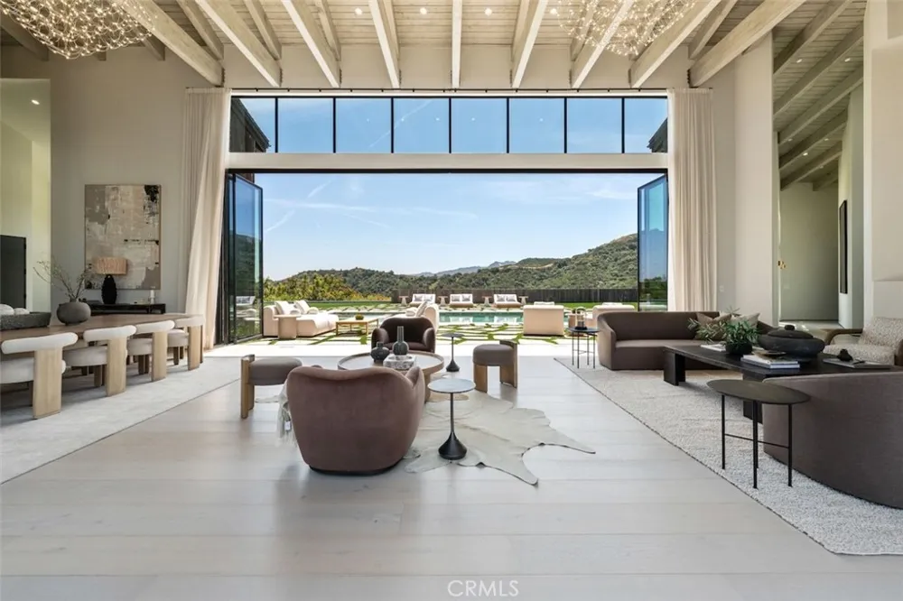3121 Old Topanga Canyon Road Calabasas, CA 90290