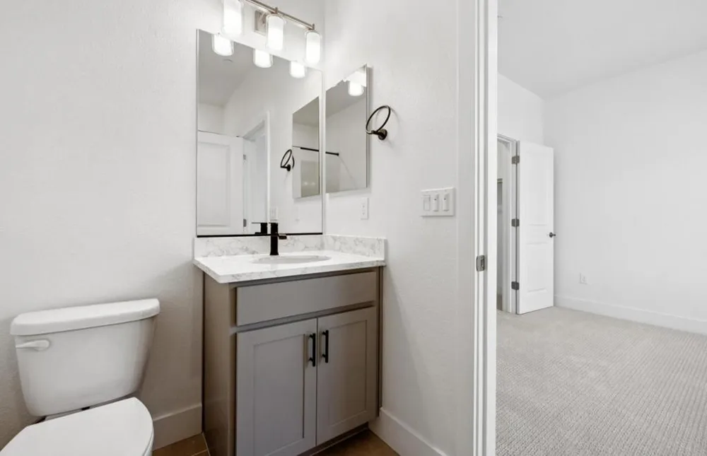 612 Chamise Way Milpitas, CA 95035