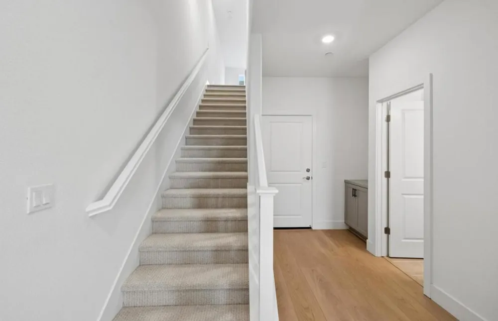 612 Chamise Way Milpitas, CA 95035