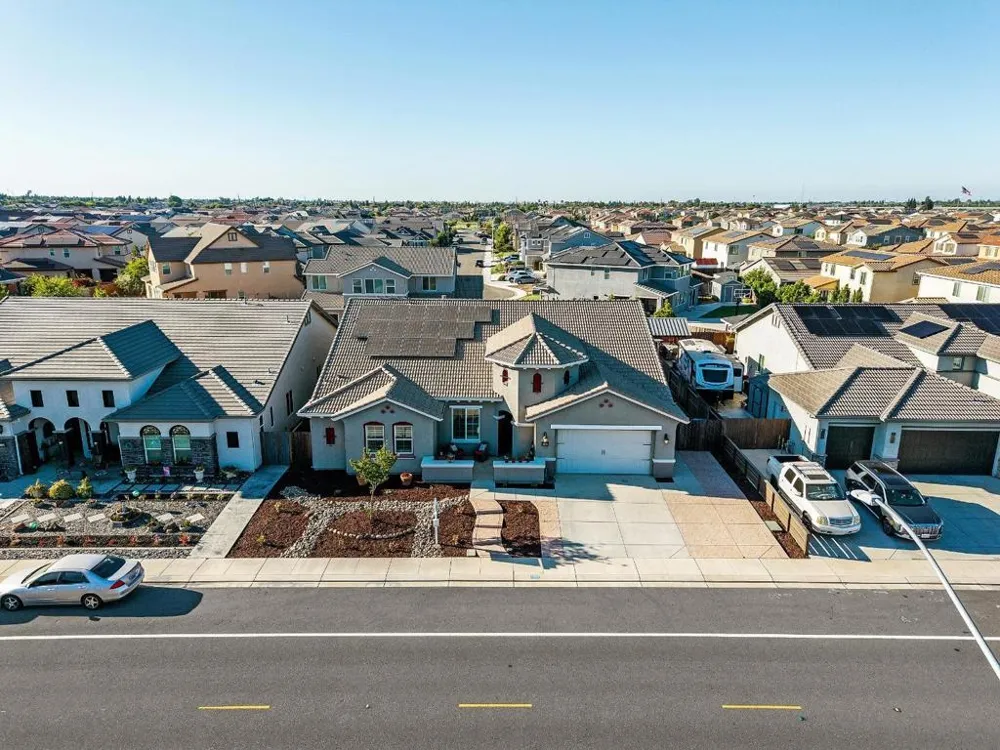 1367 Tannehill Drive Manteca, CA 95337