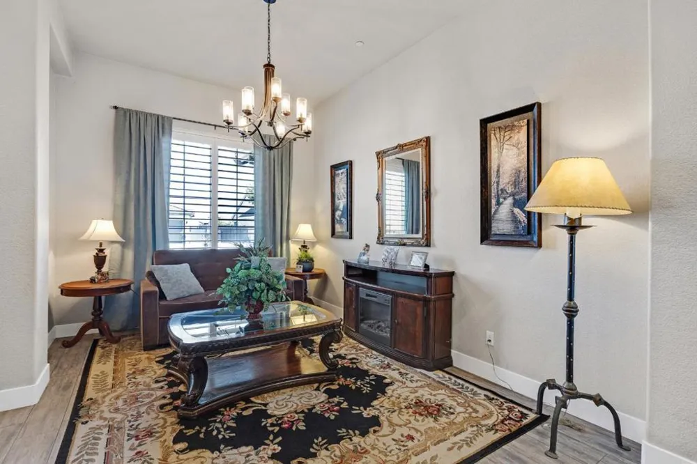 1367 Tannehill Drive Manteca, CA 95337