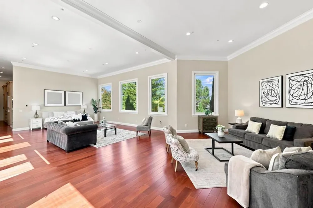 150 New Place Road Hillsborough, CA 94010