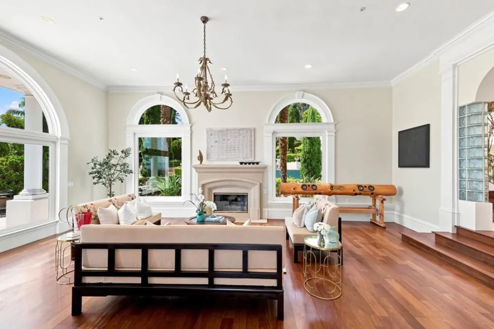150 New Place Road Hillsborough, CA 94010