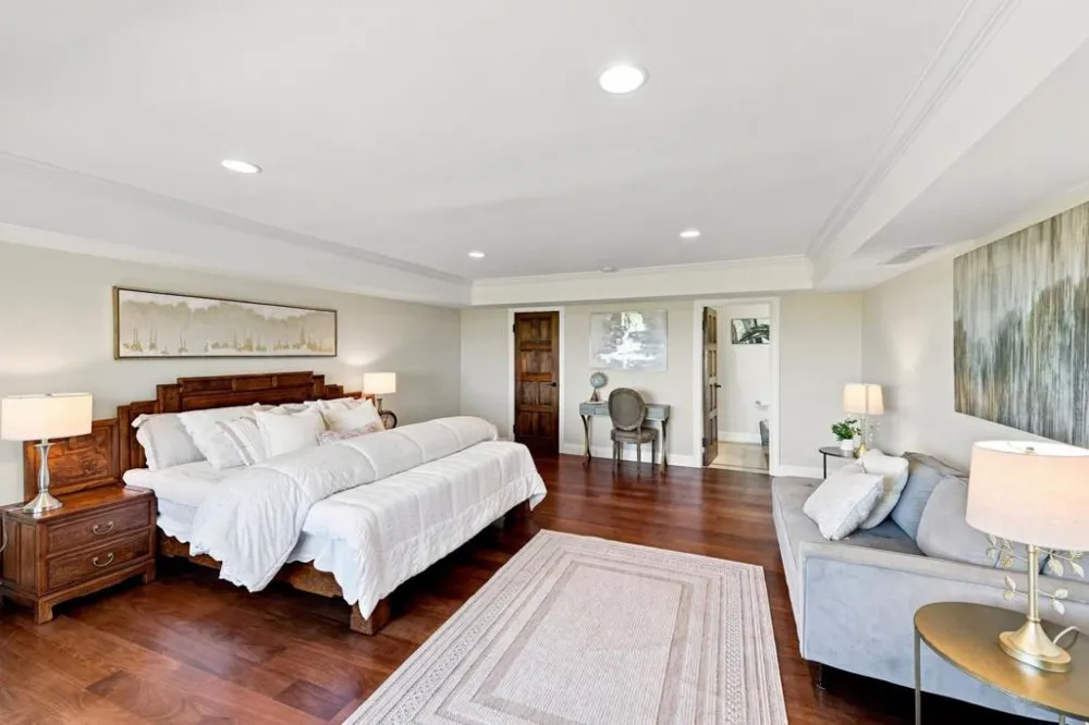 150 New Place Road Hillsborough, CA 94010