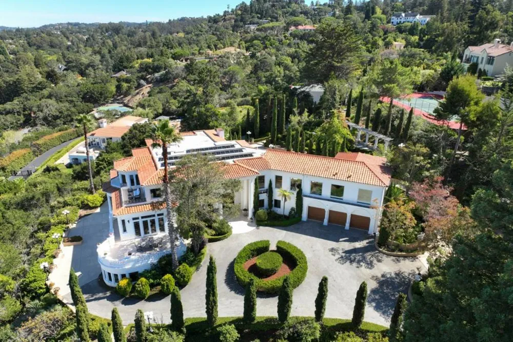 150 New Place Road Hillsborough, CA 94010