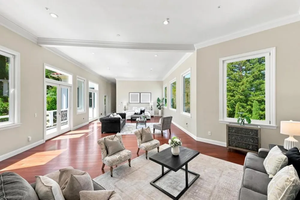 150 New Place Road Hillsborough, CA 94010