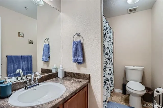 8779 S Kipling Way #204 Littleton, CO 80127