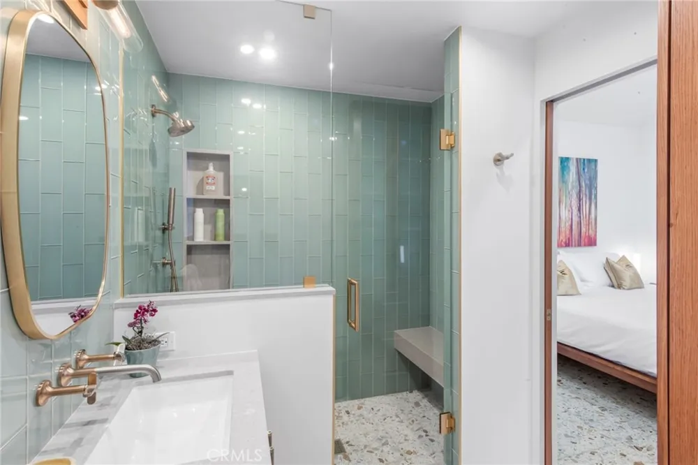 4323 Laurelgrove Avenue Studio City, CA 91604