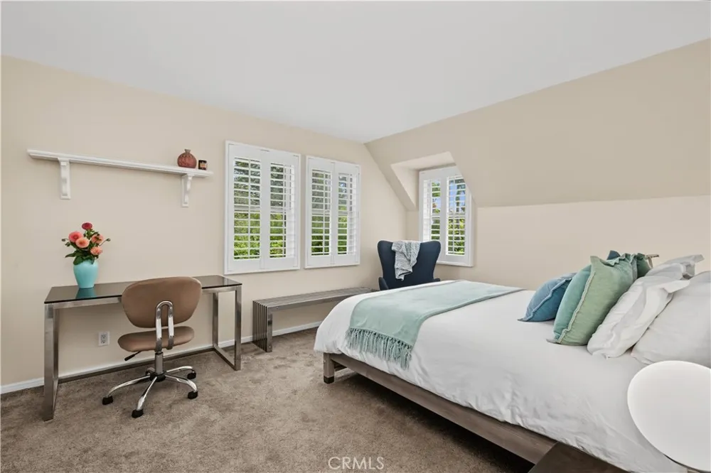 4323 Laurelgrove Avenue Studio City, CA 91604
