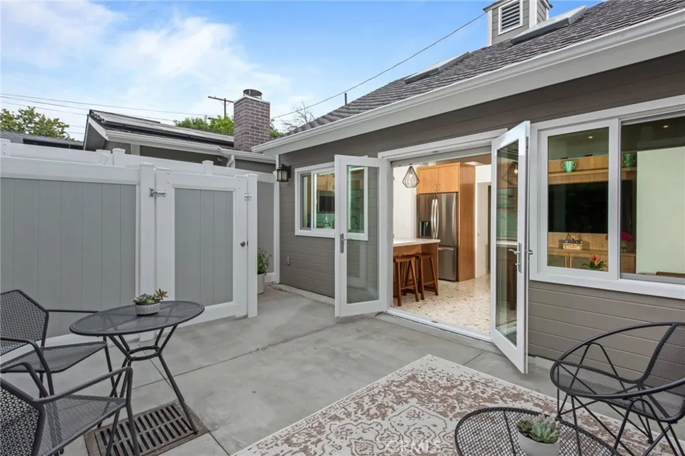 4323 Laurelgrove Avenue Studio City, CA 91604